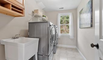 140 Barteau Ln, Boxborough, MA 01719