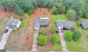 184 Woodpecker Pt, Danielsville, GA 30633