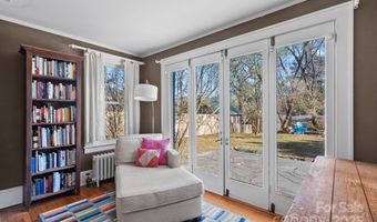 123 Westwood Rd, Asheville, NC 28804