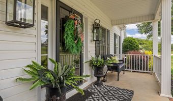 379 Shallowford Dr, Boiling Springs, SC 29316