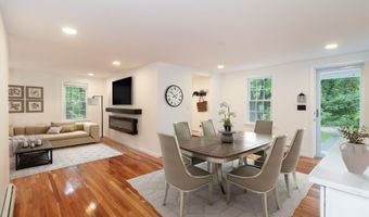 150 Chestnut St, Branford, CT 06405