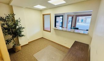 382 Lake St, Antioch, IL 60002