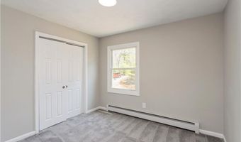 22 T Parker Rd, Foster, RI 02825