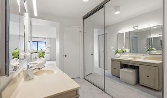 1600 N OAK St 1812, Arlington, VA 22209