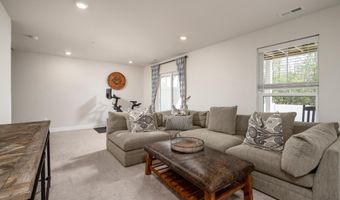 12455 SEA OAKS Ln 4, Berlin, MD 21811