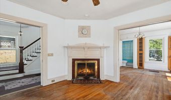 22 Ledgelawn Ave, Bar Harbor, ME 04609