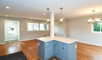 6319 TONE Ct, Bethesda, MD 20817