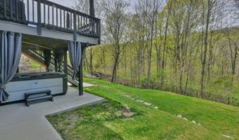 3 Susan Valley Ter, Alloway, NJ 07462