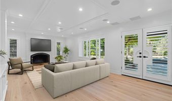28925 Medea Mesa Rd, Agoura Hills, CA 91301