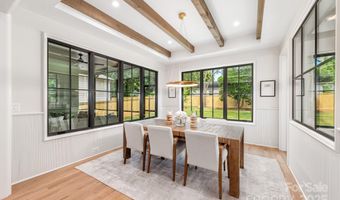 4021 Ridgecrest Ave, Charlotte, NC 28211