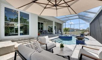 706 MANNS HARBOR Dr, Apollo Beach, FL 33572