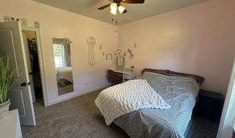 7935 Peacock Rd, Baker, FL 32531