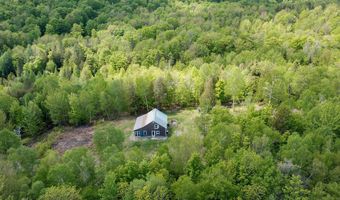 990 W Daniels Rd, Albany, VT 05820