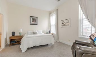 12 Elm St 2, Newport, RI 02840