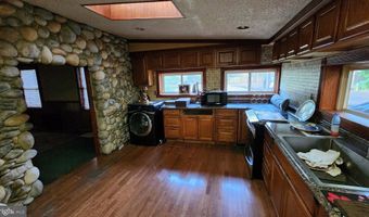 1033 MAPLE Ave, Atco, NJ 08004