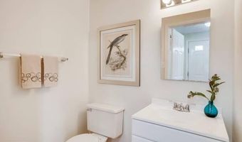 2025 N GLEBE Rd, Arlington, VA 22207