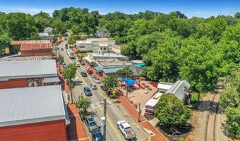 372 Conifer Ln, Ball Ground, GA 30107