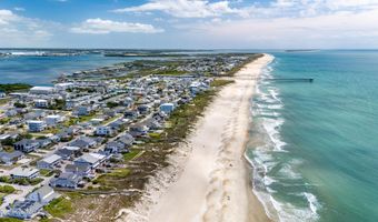 207 E Terminal Blvd, Atlantic Beach, NC 28512