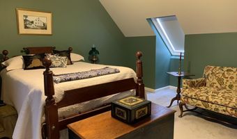 46 Club House Ln 9, Auburn, ME 04210