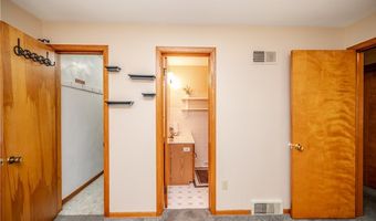 1788 Lancaster Dr, Austintown, OH 44511
