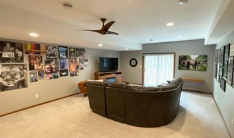2201 7th St NW C, Austin, MN 55912