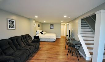 17 Village W Dr 11, Bristol, NH 03222