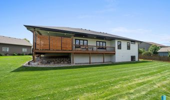 2820 E Daybreak Cir, Brandon, SD 57005