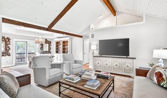 775 E 505th Rd, Aldrich, MO 65601