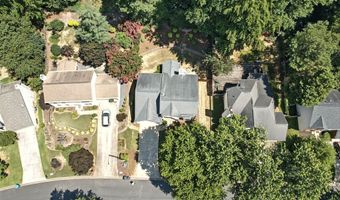 200 Pine Brg, Alpharetta, GA 30022