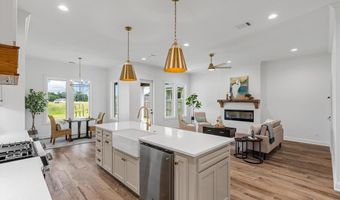 722 Julesburg Ln, Benton, LA 71006