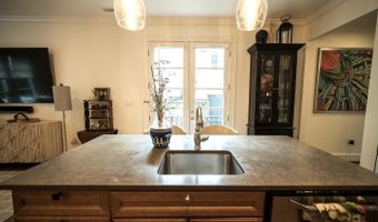 219 S ROYAL St, Alexandria, VA 22314
