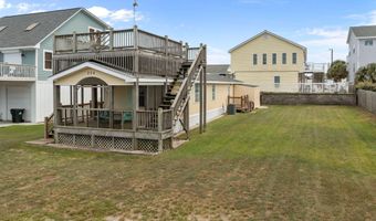 204 Winston Ave, Atlantic Beach, NC 28512