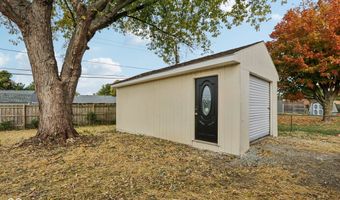 4127 Greenfield Dr, Anderson, IN 46013