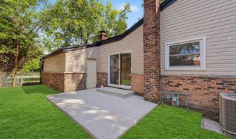 1704 S Highland Ave, Arlington Heights, IL 60005