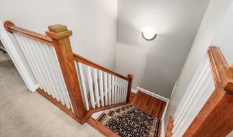 18 Lawrence Ave 18, Danbury, CT 06810