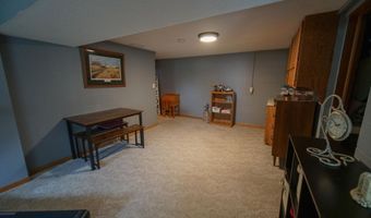 707 9th Ave, Ackley, IA 50601