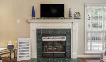 104 Roxbury Ct, Anderson, SC 29625