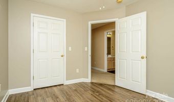 606 Olde Covington Way, Arden, NC 28704