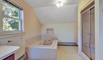 118 Stirling Pl, Burlington, VT 05408