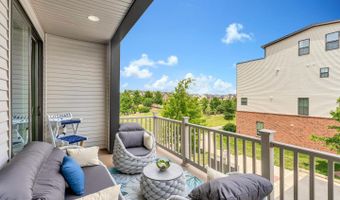 22416 PHILANTHROPIC Dr, Ashburn, VA 20148