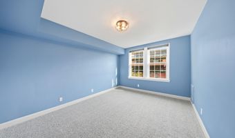 26 S OLD GLEBE Rd 203-B, Arlington, VA 22204