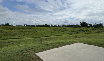 303 Oak Grove Dr, Bardstown, KY 40004