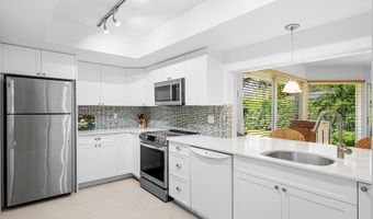 481 Forestview Dr, Atlantis, FL 33462