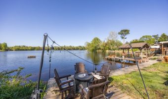 36 E Canal St, Alloway, NJ 08001