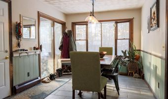 137 China Rd, Albion, ME 04910