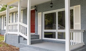 2623 Hatch Pkwy N, Baxley, GA 31515