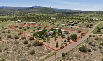 102 S Hackberry Dr, Alpine, TX 79830