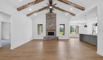 6748 N Detonti Rd, Bauxite, AR 72011