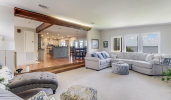 435 Christi Ln, Biloxi, MS 39531