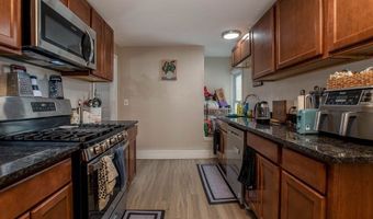 40 Falmouth St, Attleboro, MA 02703